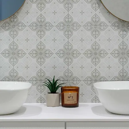 Przestronny Z 2 Sypialniami By Renters Appartement *