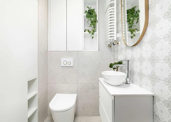 Przestronny Z 2 Sypialniami By Renters Appartement Poznań