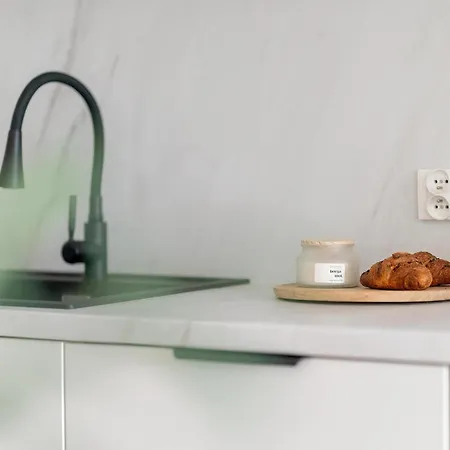 Przestronny Z 2 Sypialniami By Renters Apartament