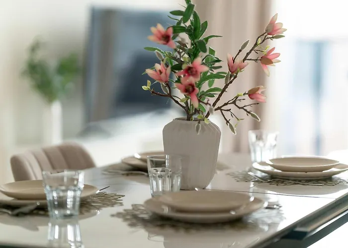 Apartament Przestronny Z 2 Sypialniami By Renters *